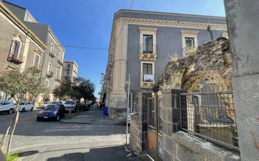 Monolocale ristrutturato nel cuore di Catania