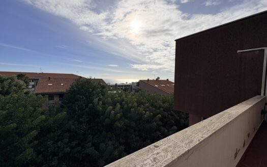 Prestigioso Appartamento con ampio Terrazzo