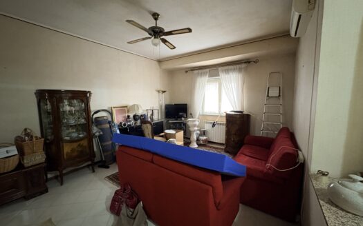 Appartamento in Vendita ad Aci Catena in via Marchese di Casalotto 24